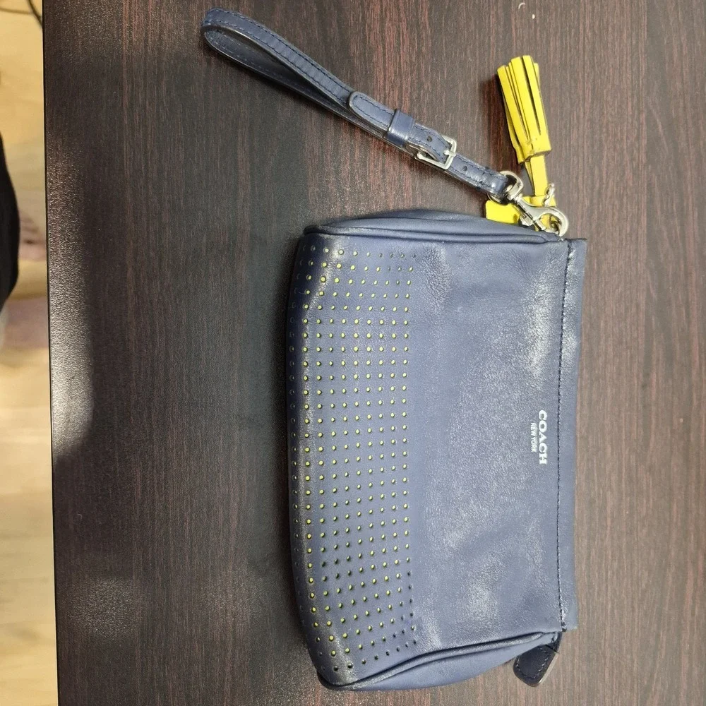 Coach legacy navy